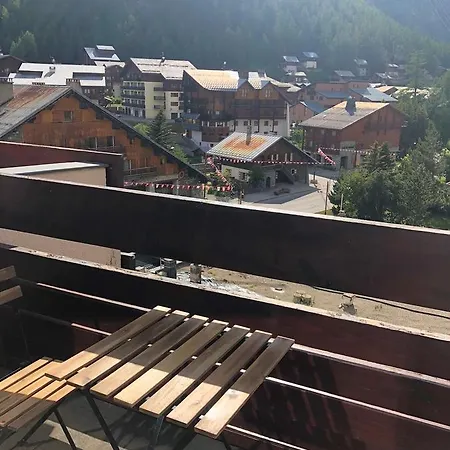 Résidence Les Cîmes - Centre Val D'isère Appartement *